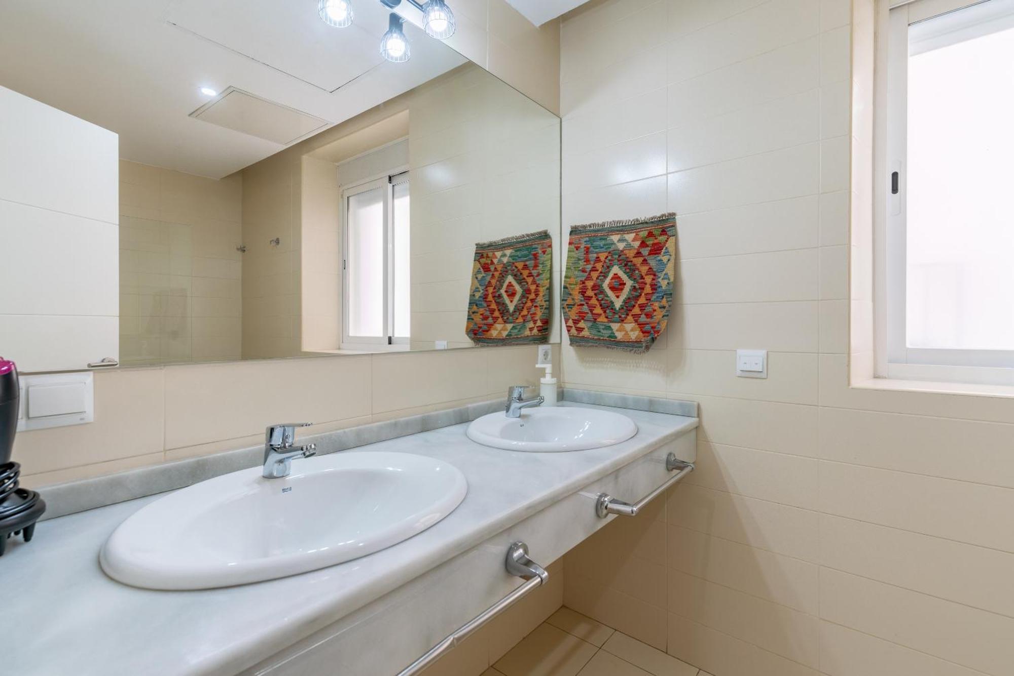 Veoapartment Alhondiga Primero إشبيلية المظهر الخارجي الصورة